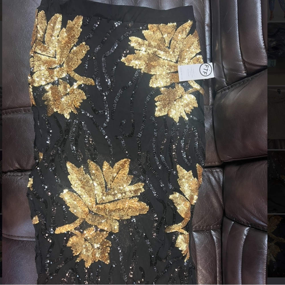 Fashion to Figure Black and Gold Sequin Mesh Pencil Skirt OX